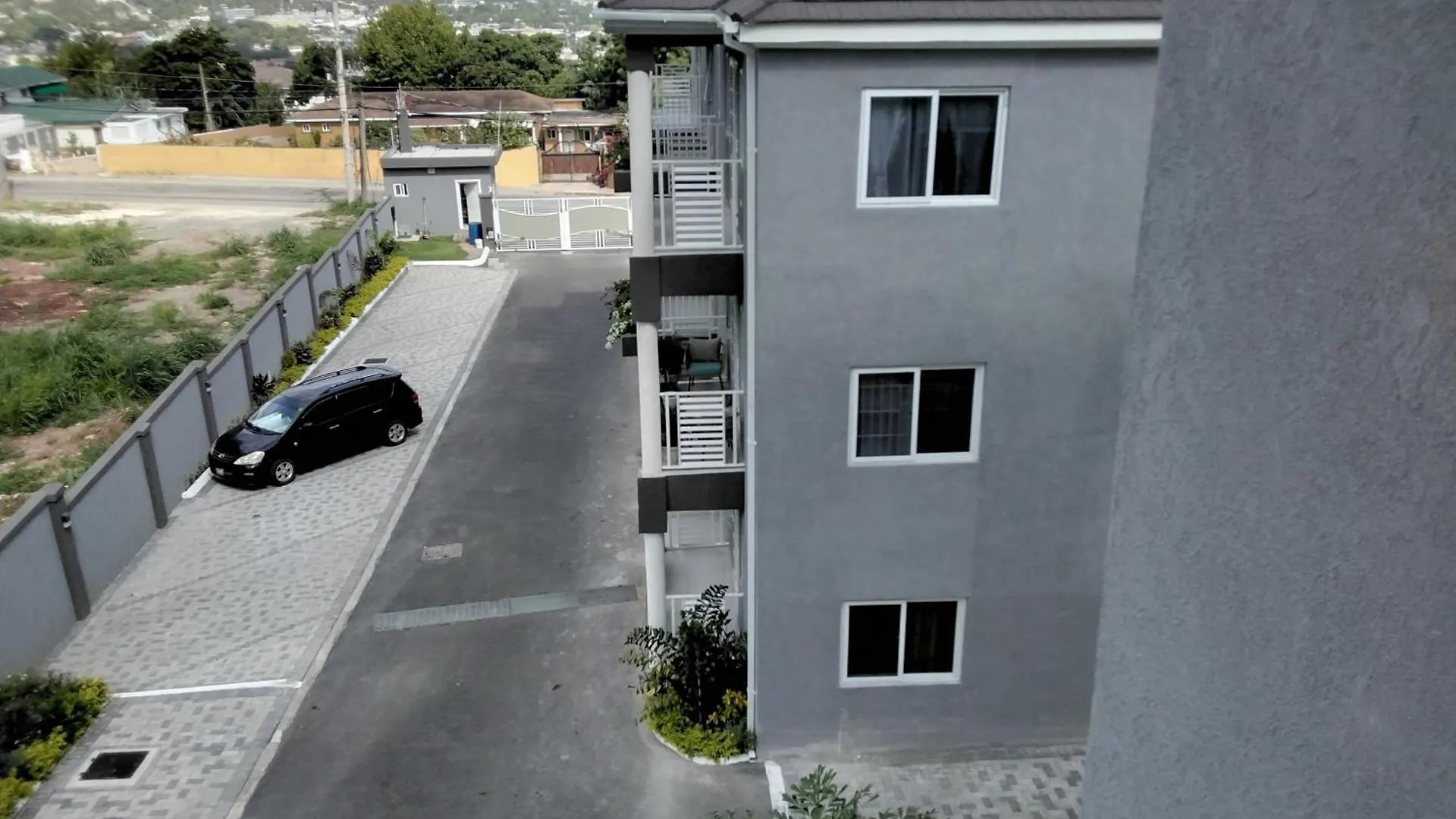 Lavue Apartment Kingston 0*,