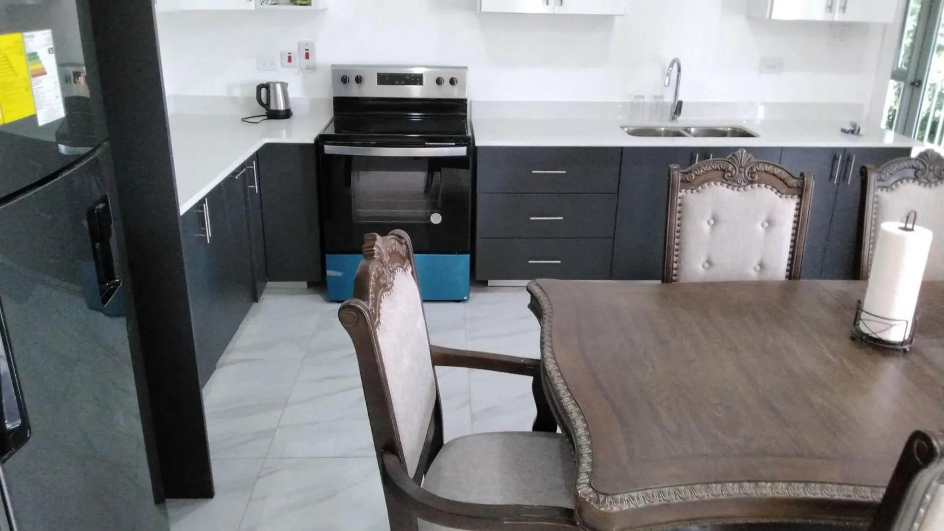 Lavue Apartment Kingston