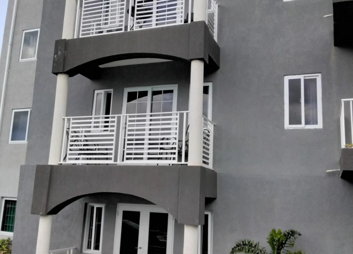 Lavue Apartment Kingston Jamaica