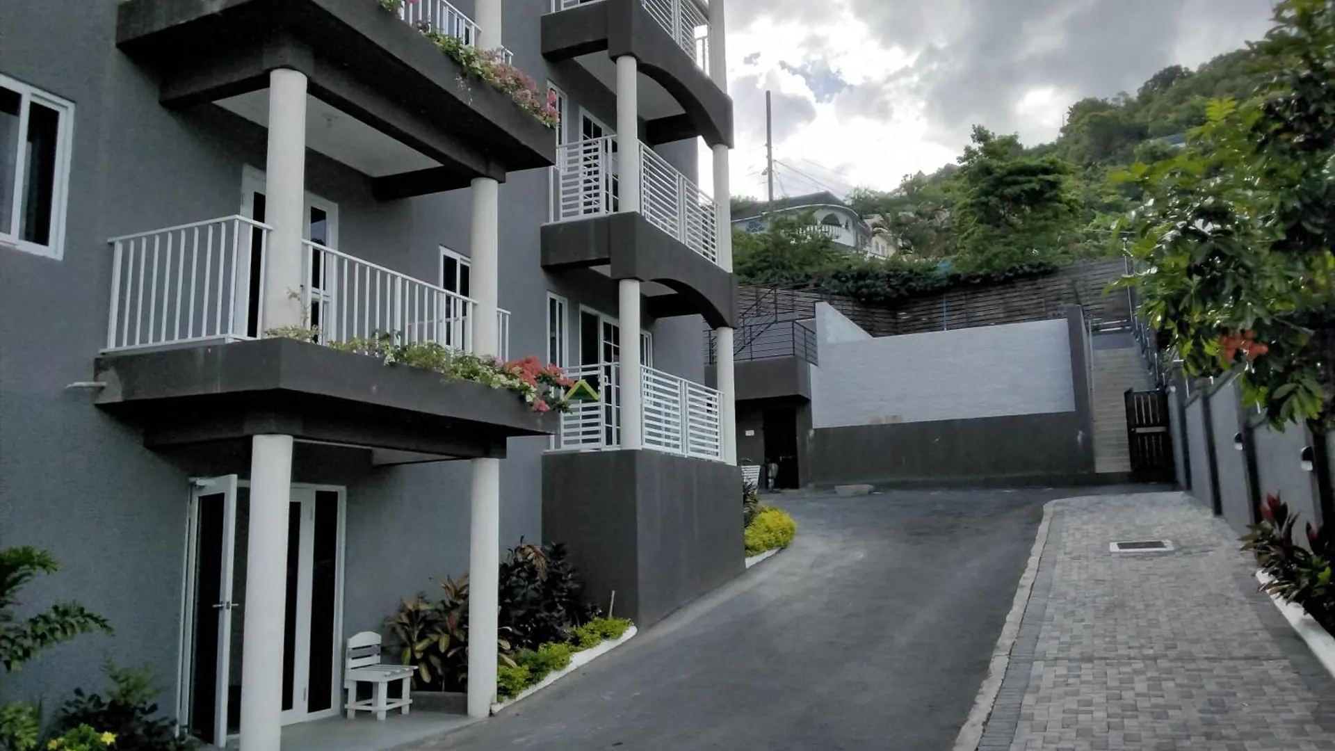 Lavue Apartment Kingston